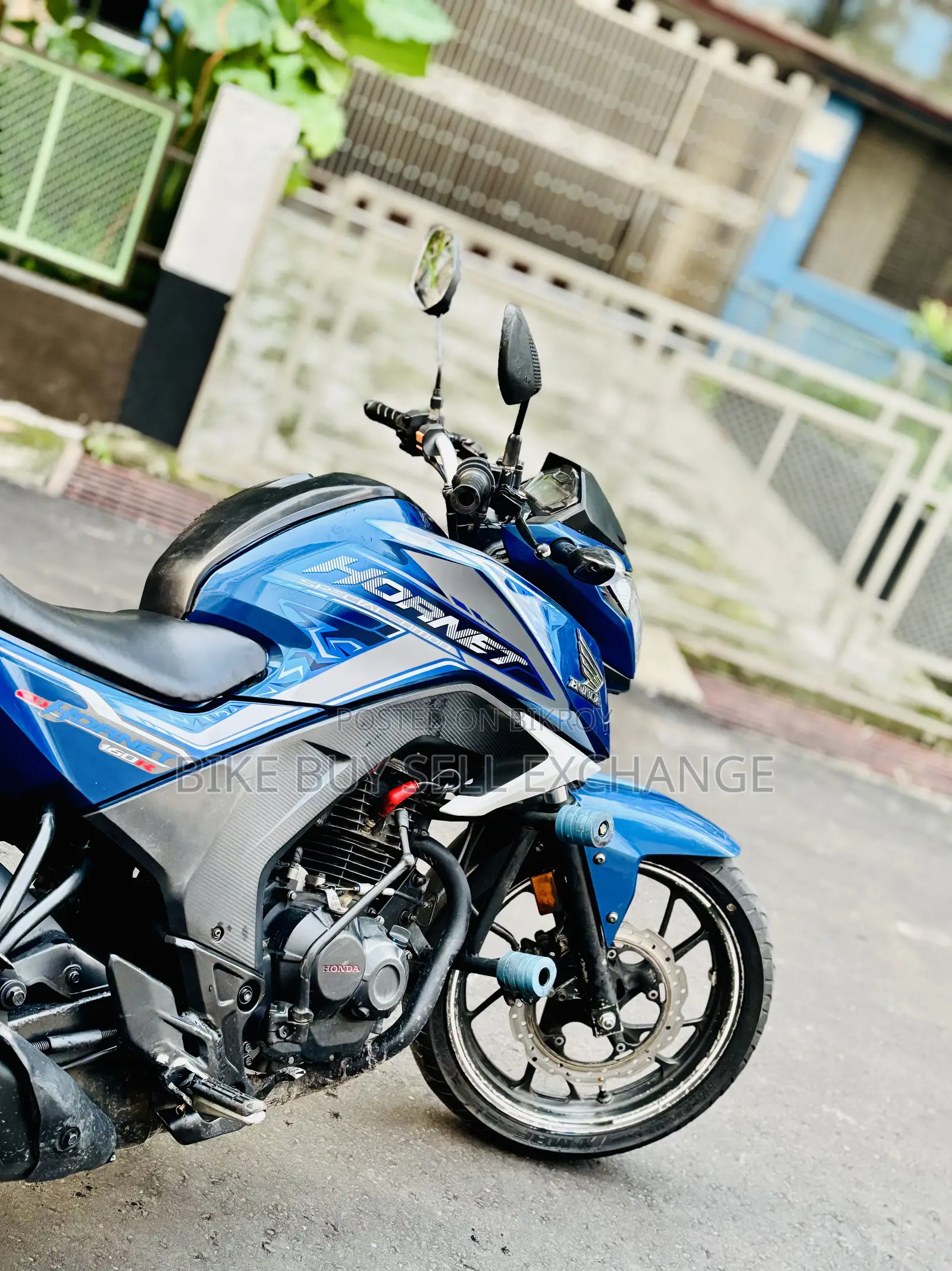 Honda Hornet 2018 Blue