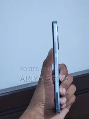 Vivo 128 GB Blue
