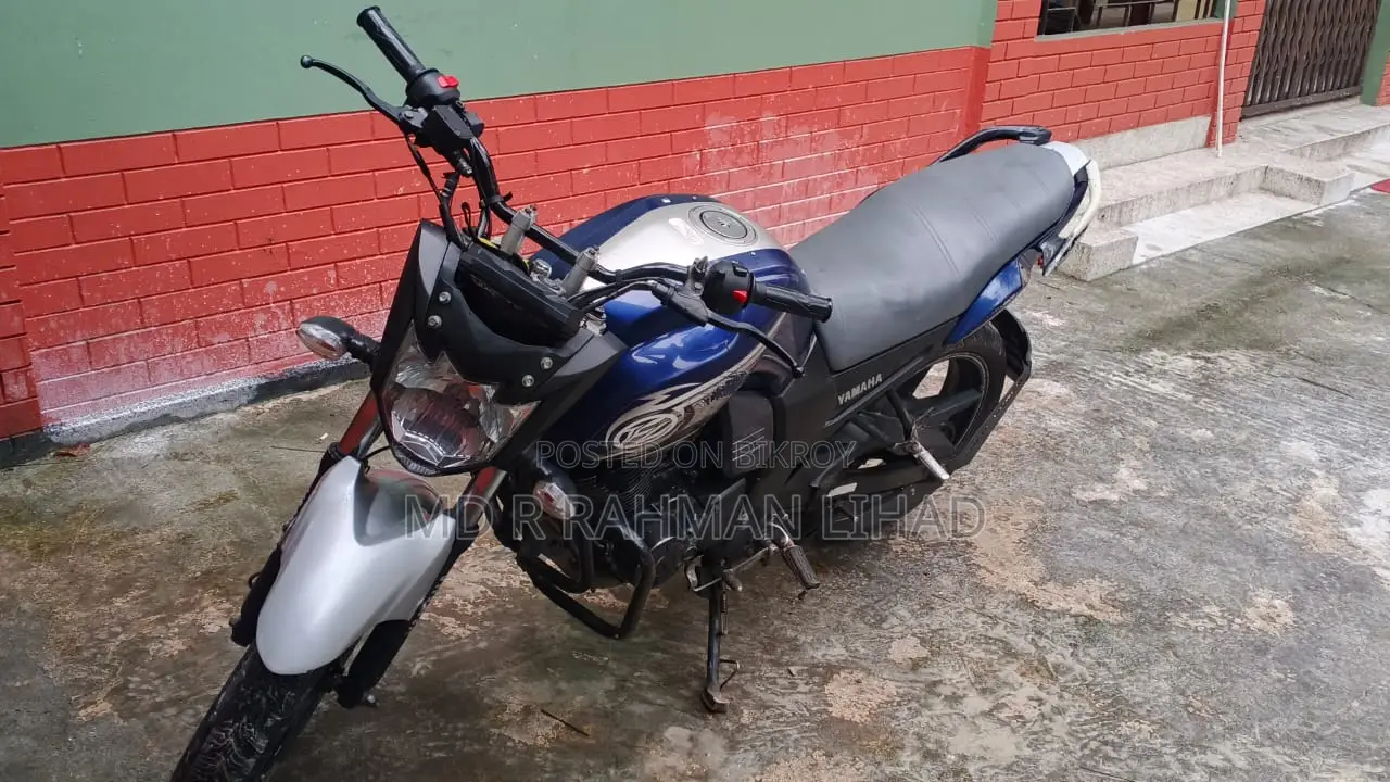 Yamaha FZ 2015 Blue