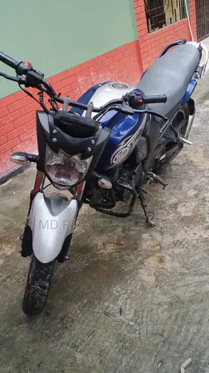 Yamaha FZ 2015 Blue