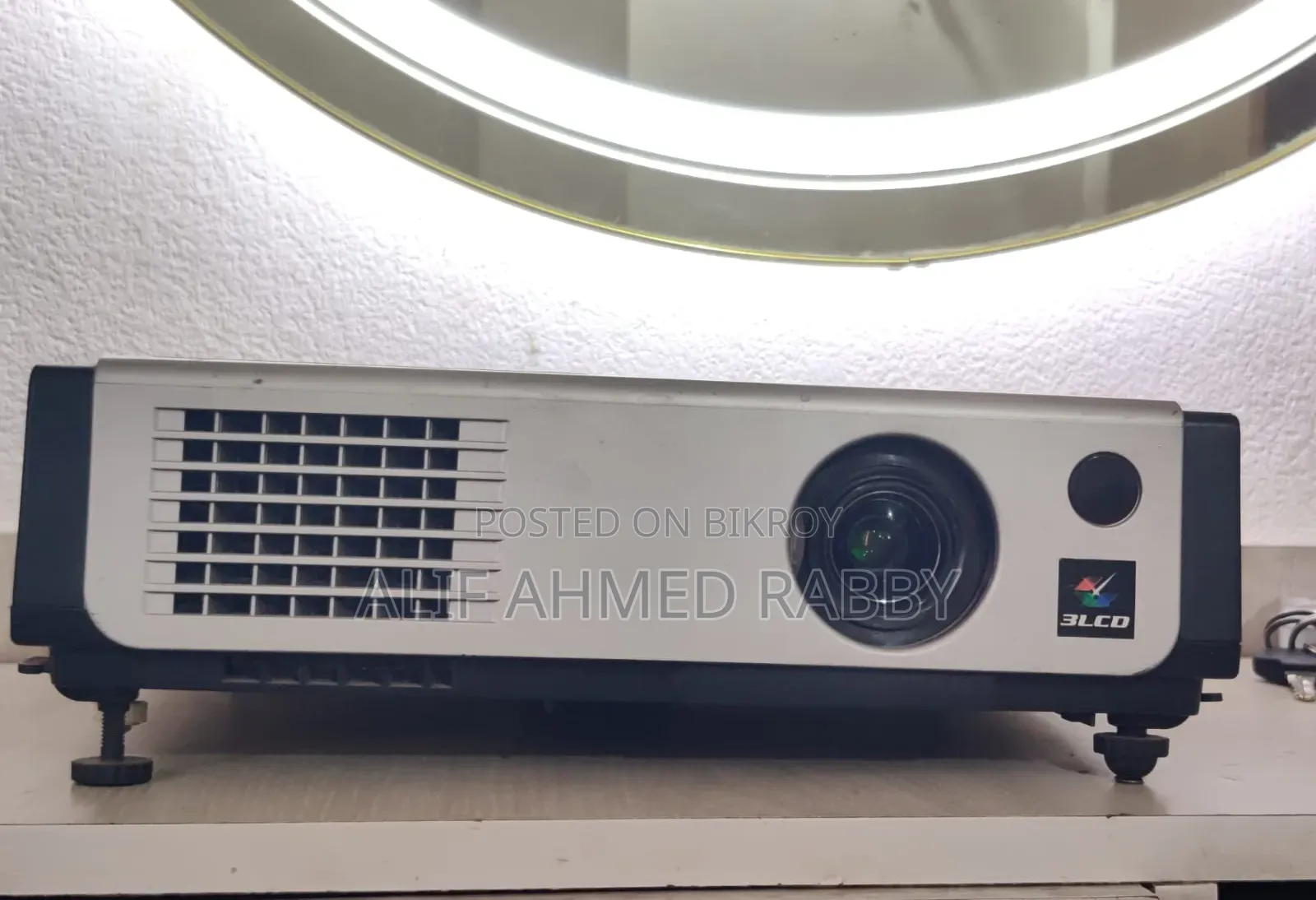 Elux Ex2022w Projector