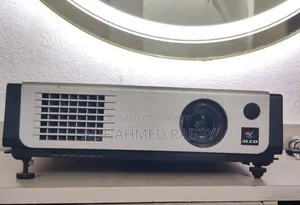 Elux Ex2022w প্রজেক্টর