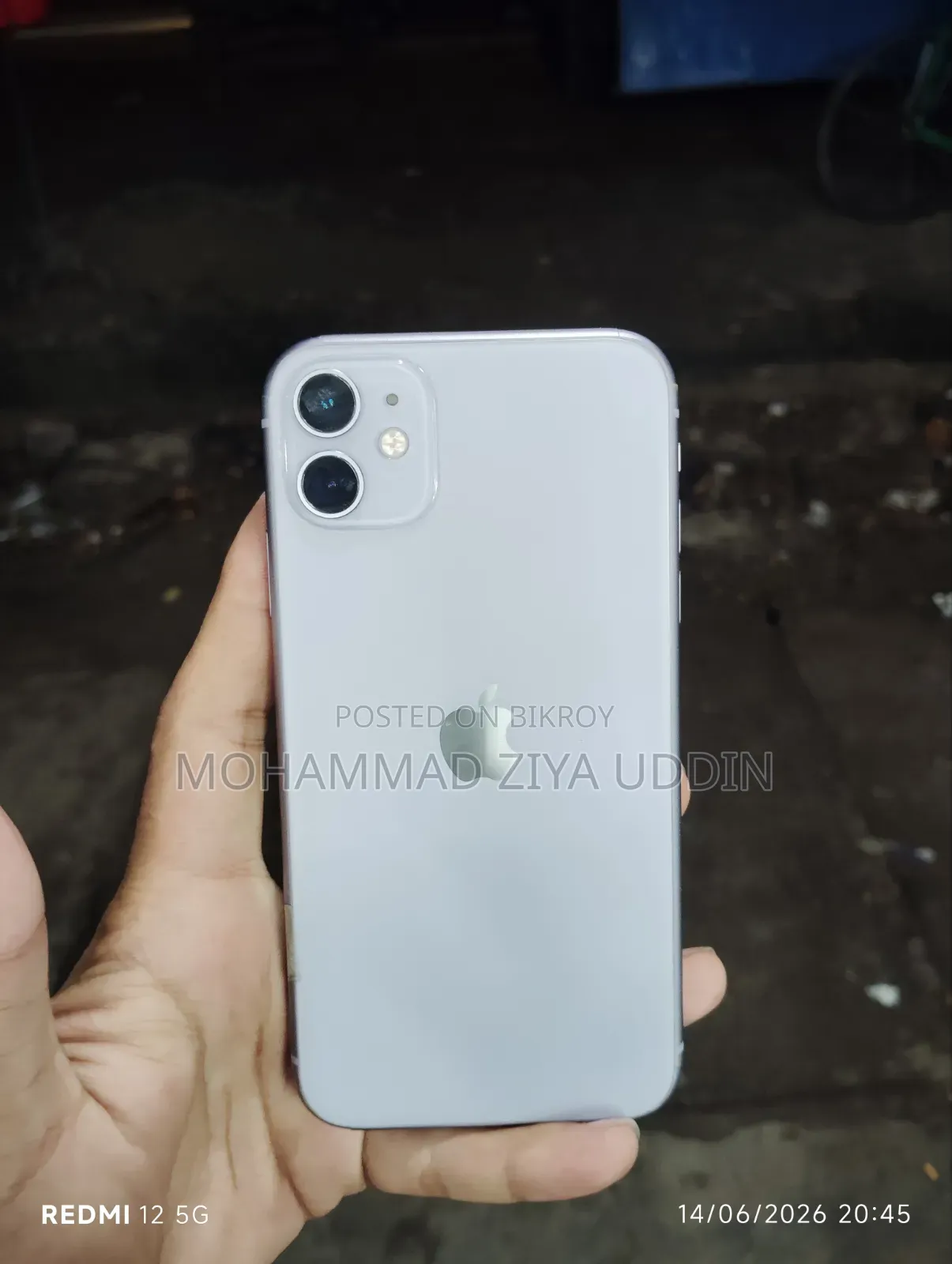 iPhone 11 128 GB Purple