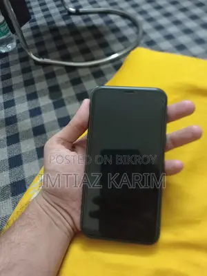 অ্যাপল আইফোন ১১ ১২৮ জিবি কালো