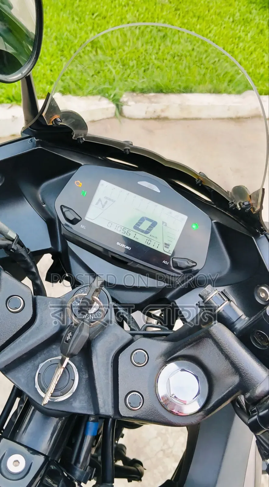 নতুন Suzuki Gixxer SF FI ২০২৫ ব্ল্যাক