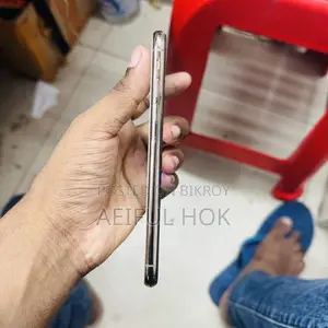 Apple iPhone XS 64 GB Gold