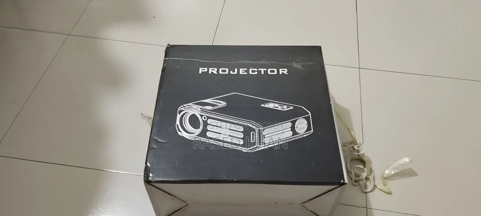 Led Rd817 Projector (4000 Lumens) for sale