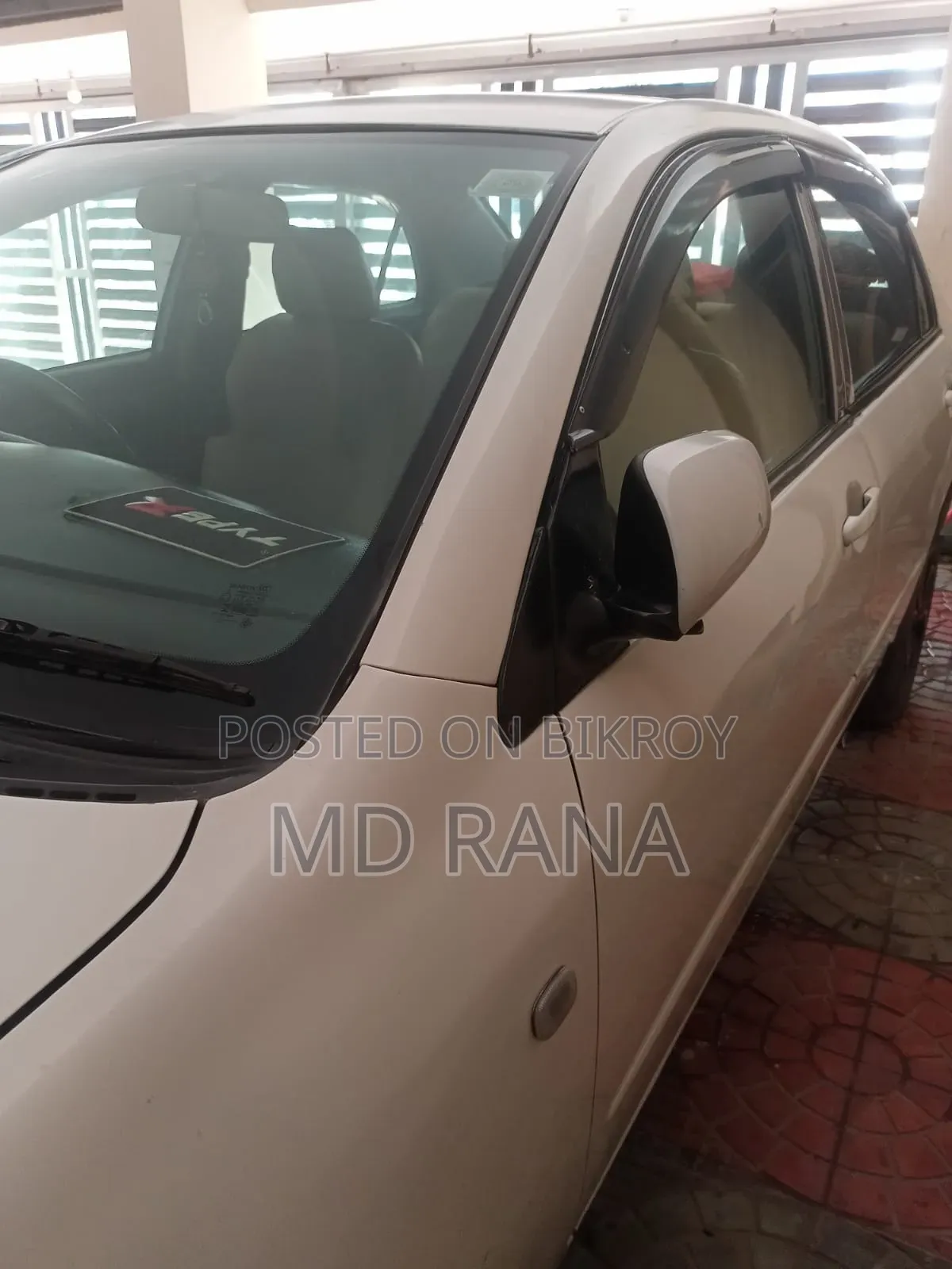 Toyota Corolla 2004 White