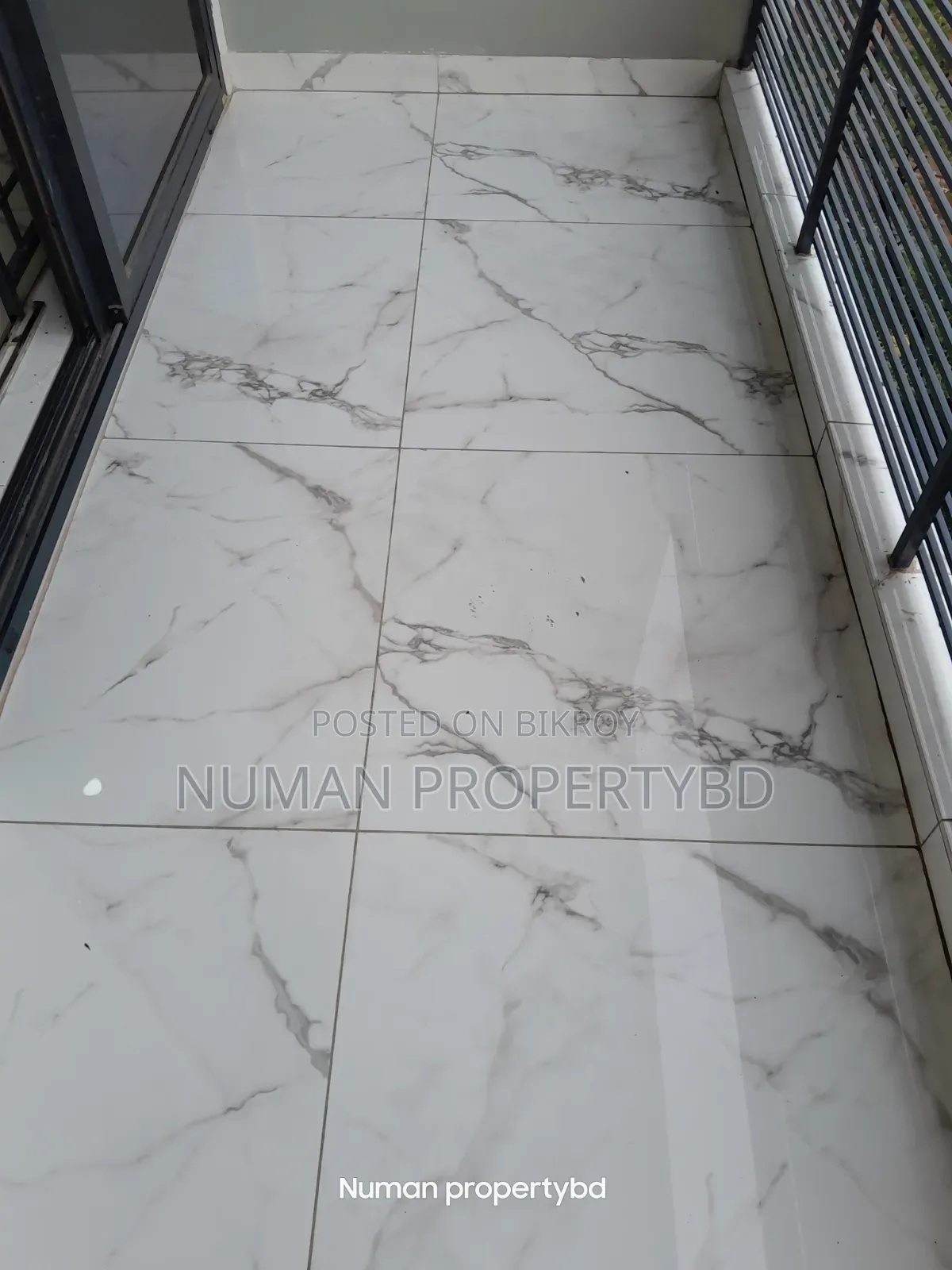 3-bedroom Apartment in Numan Property Bd, Basundhara for Sale