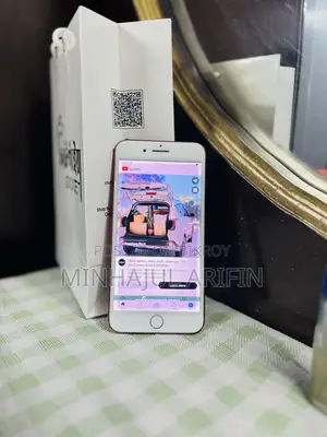 Apple iPhone 7 Plus 128 GB Red