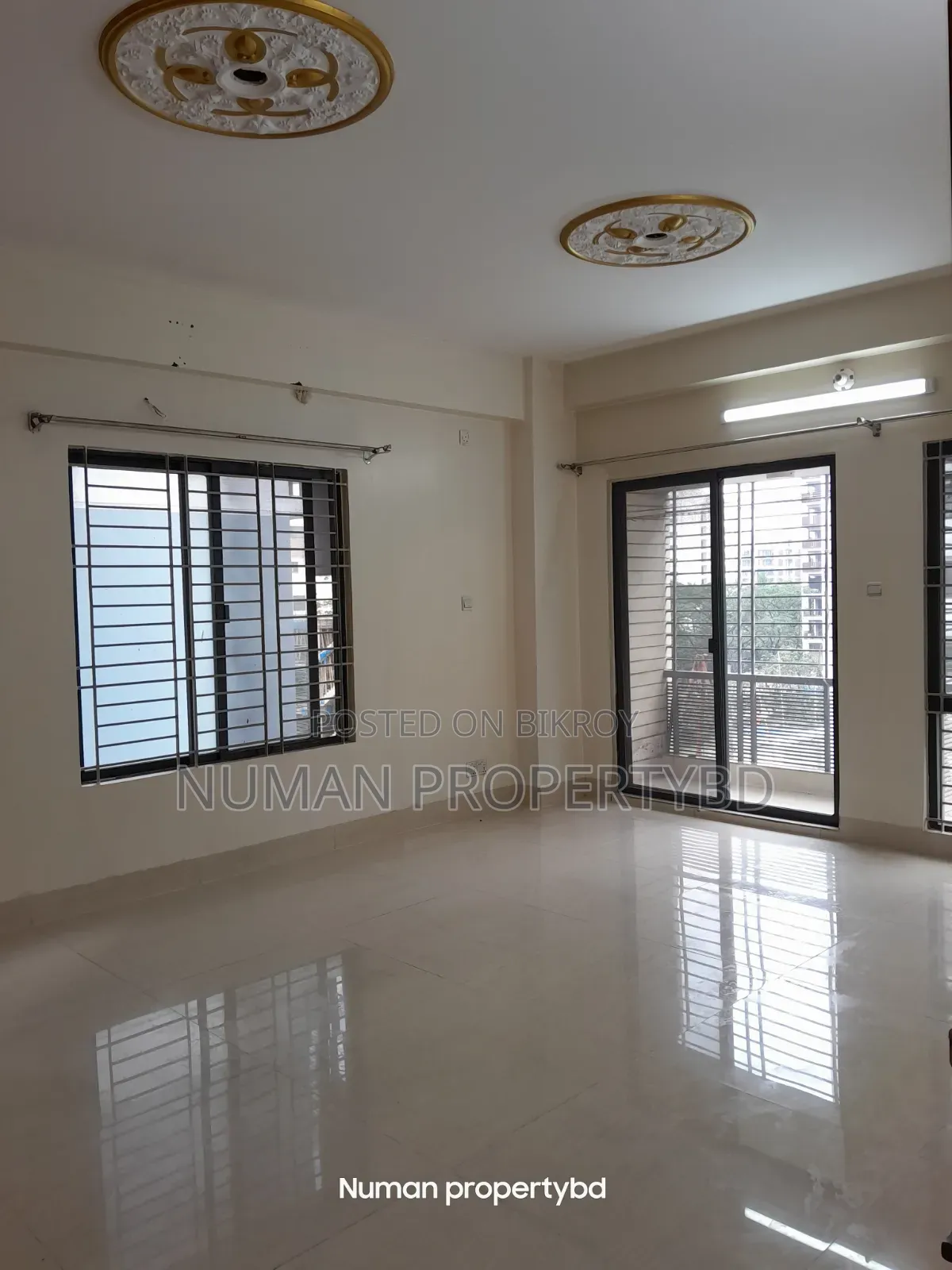 4-bedroom Apartment in Numan Property Bd, Basundhara for Rent