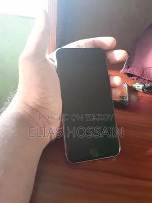 Apple iPhone 6s 64 GB Black