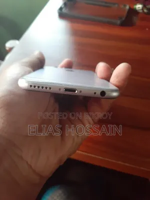 Apple iPhone 6s 64 GB Black