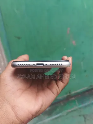 Apple iPhone 8 64 GB White
