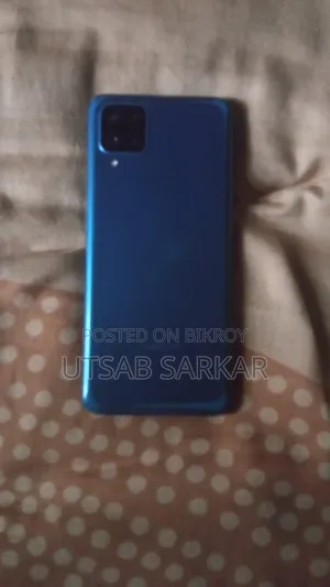 Samsung Galaxy M12 128 GB নীল