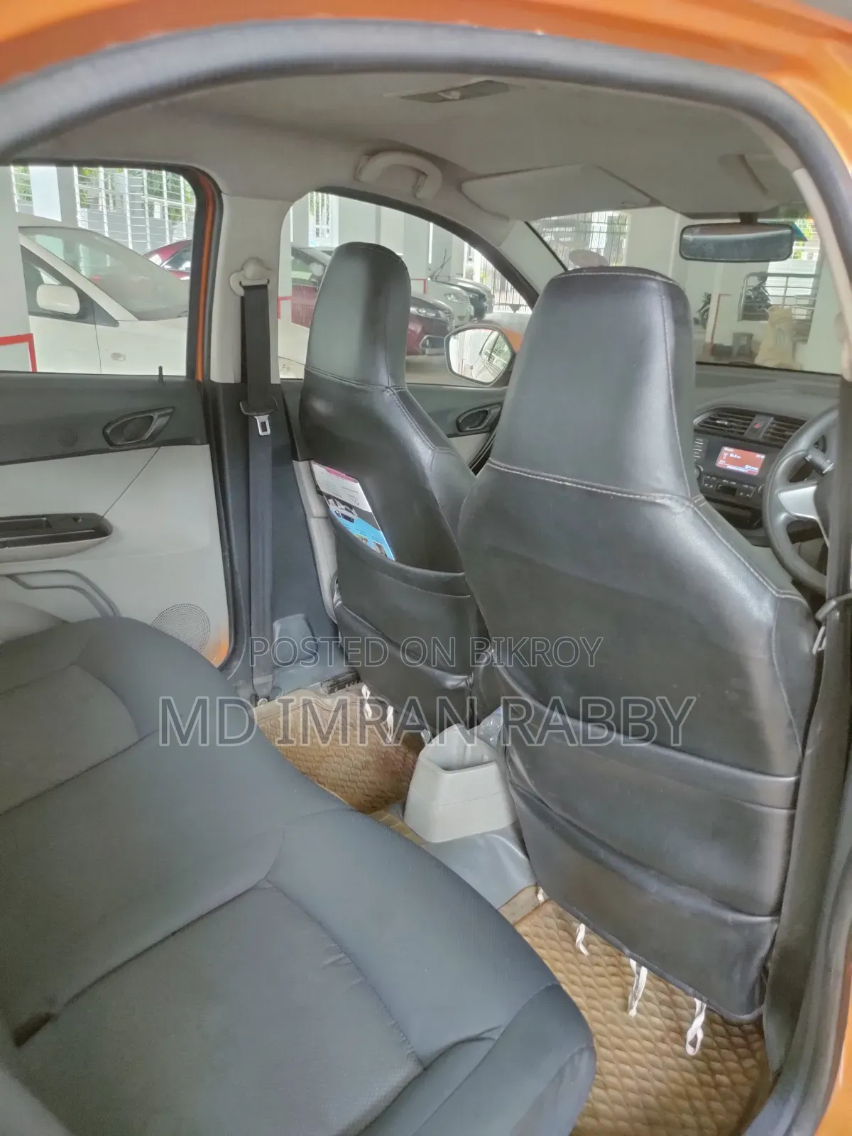 Tata Tiago 2018 Orange