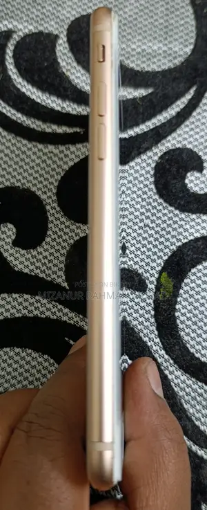 অ্যাপল আইফোন ৮ ৬৪ জিবি রোজ গোল্ড