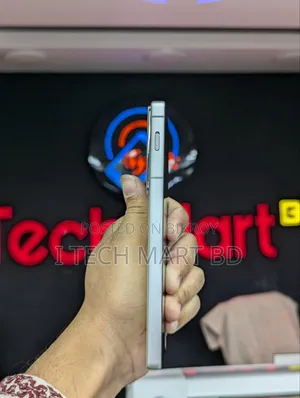 জেডটিই নুবিয়া জেড৭০ আল্ট্রা ২৫৬ জিবি সোনালী