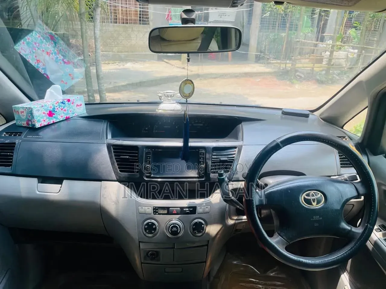 Toyota Noah 2002 Black