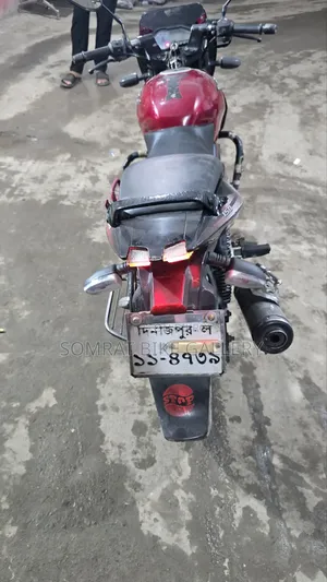 Bajaj Pulsar 150 2015 Red