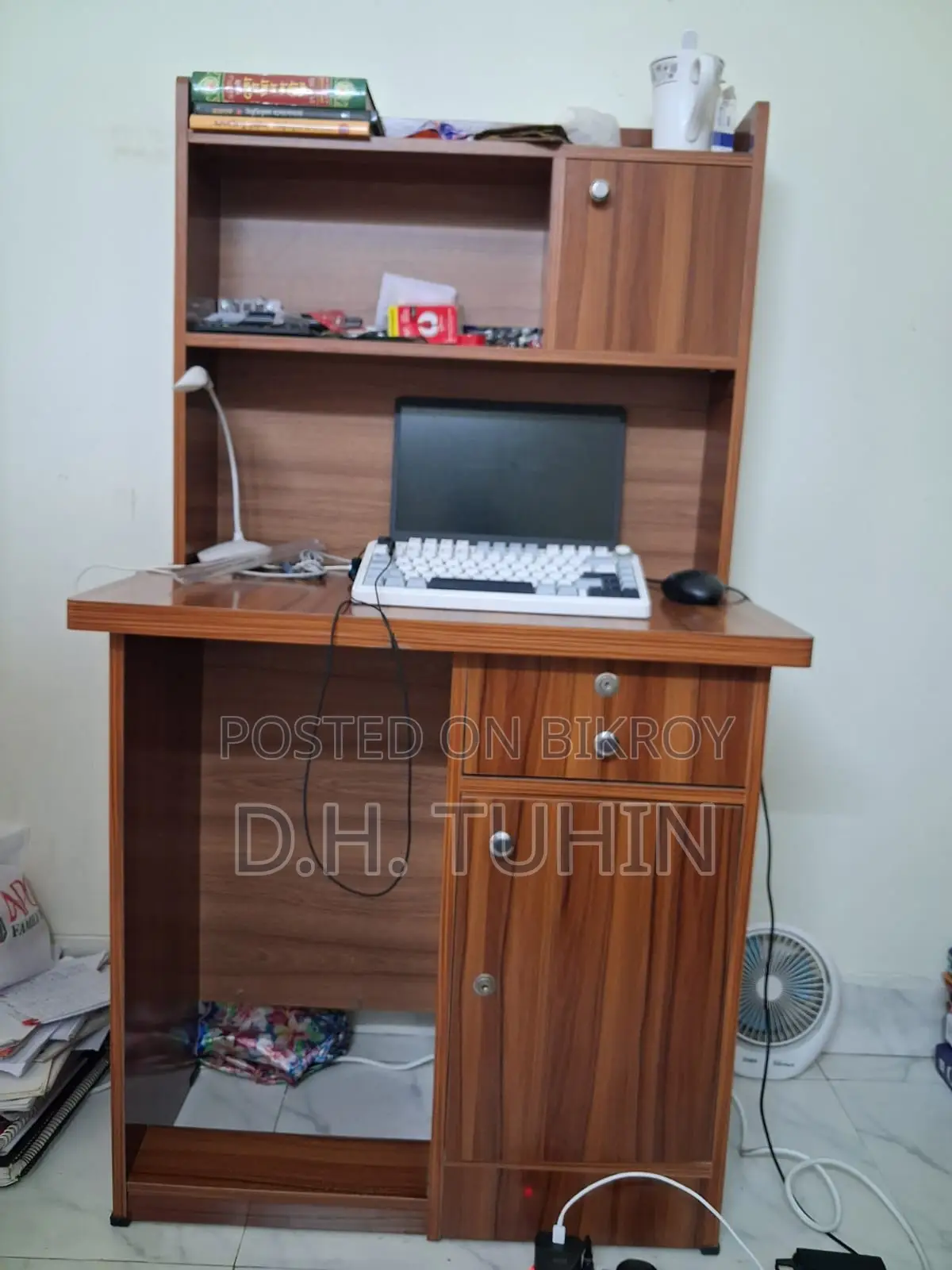 Reading Table