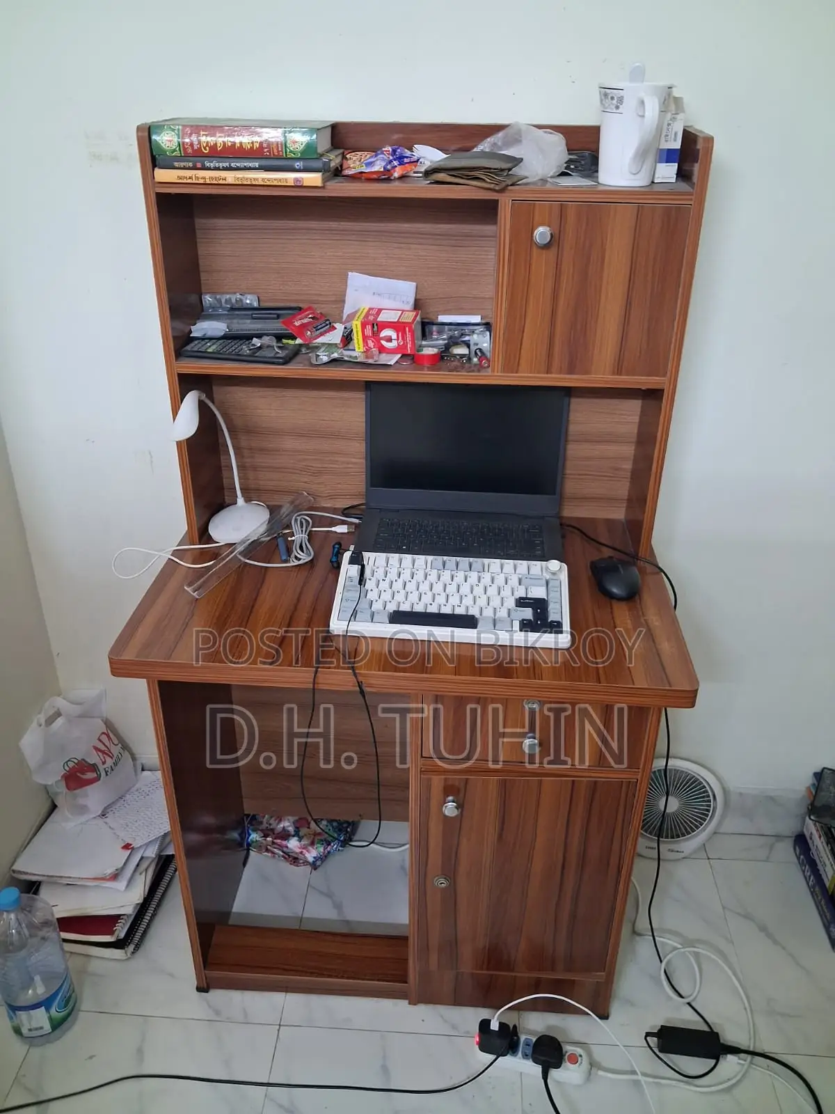 Reading Table