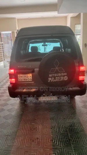 Mitsubishi Pajero 2005 Gray