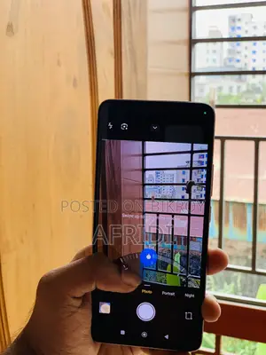 রিয়েলমি ১৪ ১২৮ জিবি রোজ গোল্ড