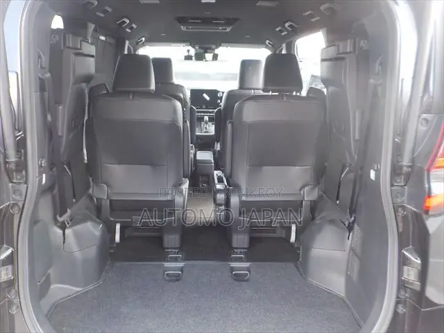 Toyota Noah 2023 Black