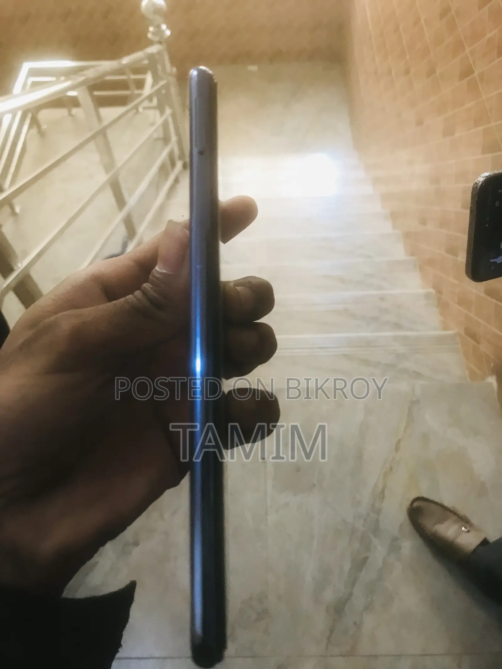 Vivo Y73 64 GB
