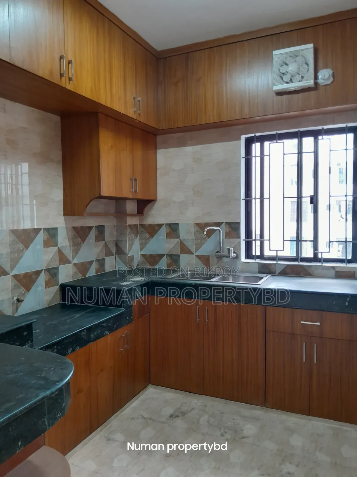 3-Bedroom Apartment in Numan Property Bd, Basundhara for Rent