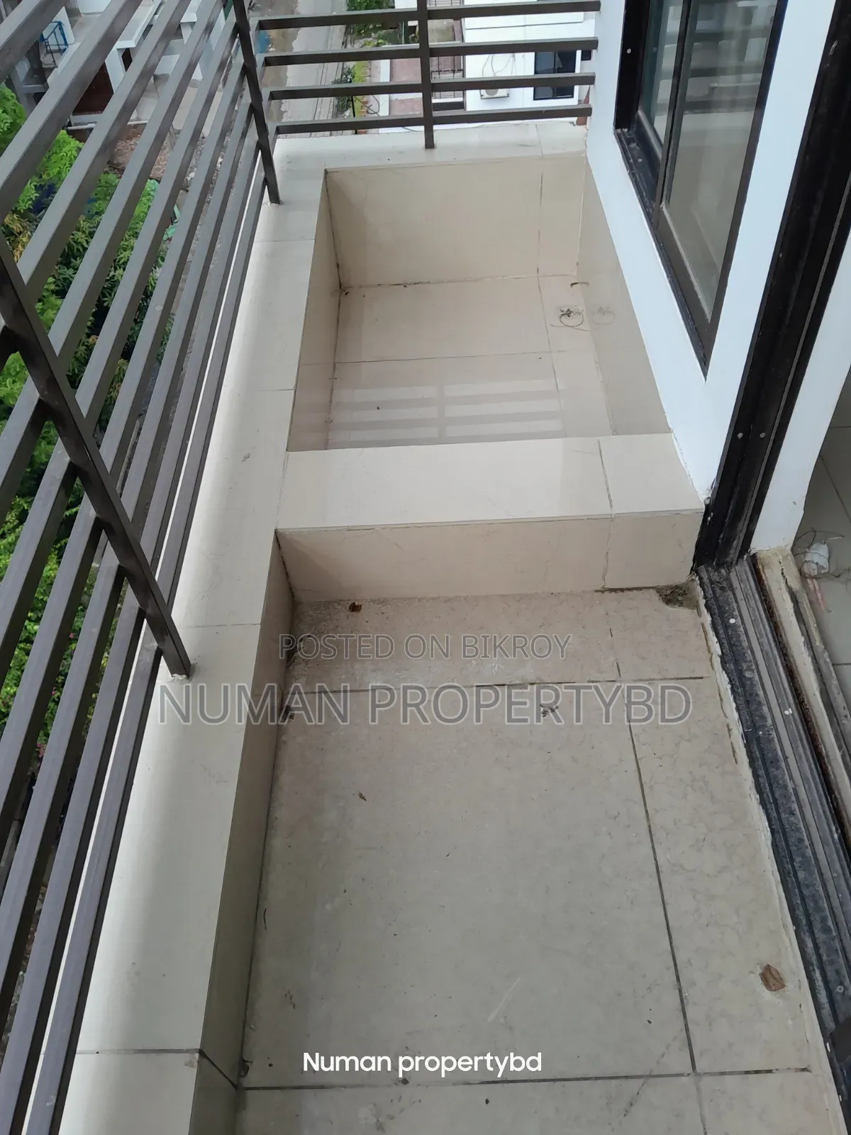3-Bedroom Apartment in Numan Property Bd, Basundhara for Rent