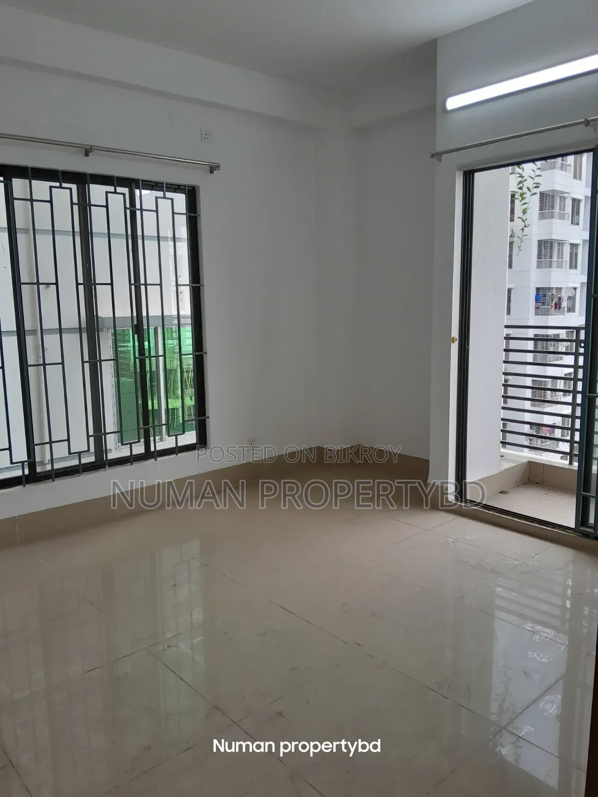 3-Bedroom Apartment in Numan Property Bd, Basundhara for Rent