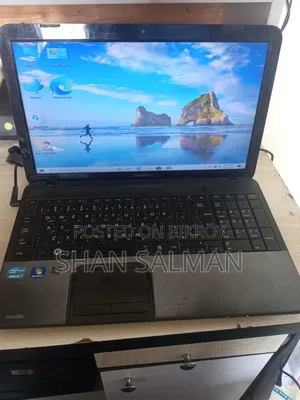 Laptop Toshiba Satellite C850 4GB Intel Core i5 HDD+SSD 1TB