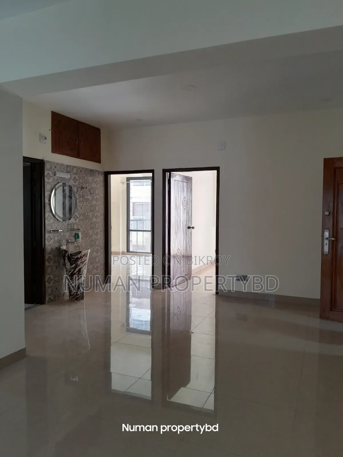 ৩ বেডরুমের অ্যাপার্টমেন্ট নুমান প্রপার্টি বিডি, বসুন্ধরায় ভাড়ার জন্য