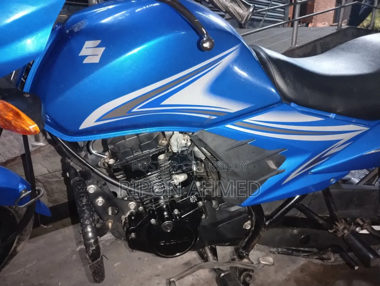Suzuki Hayate EP 2023 নীল