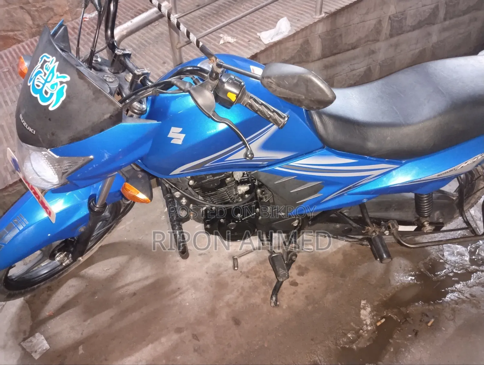 Suzuki Hayate EP 2023 নীল