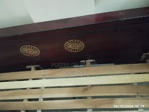কিং সাইজ খাট ৬ ফিট বাই ৭ ফিট