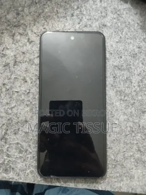 টেকনো স্পার্ক ৪০ ১২৮ জিবি কালো