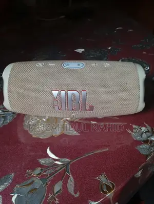 JBL Charge 5