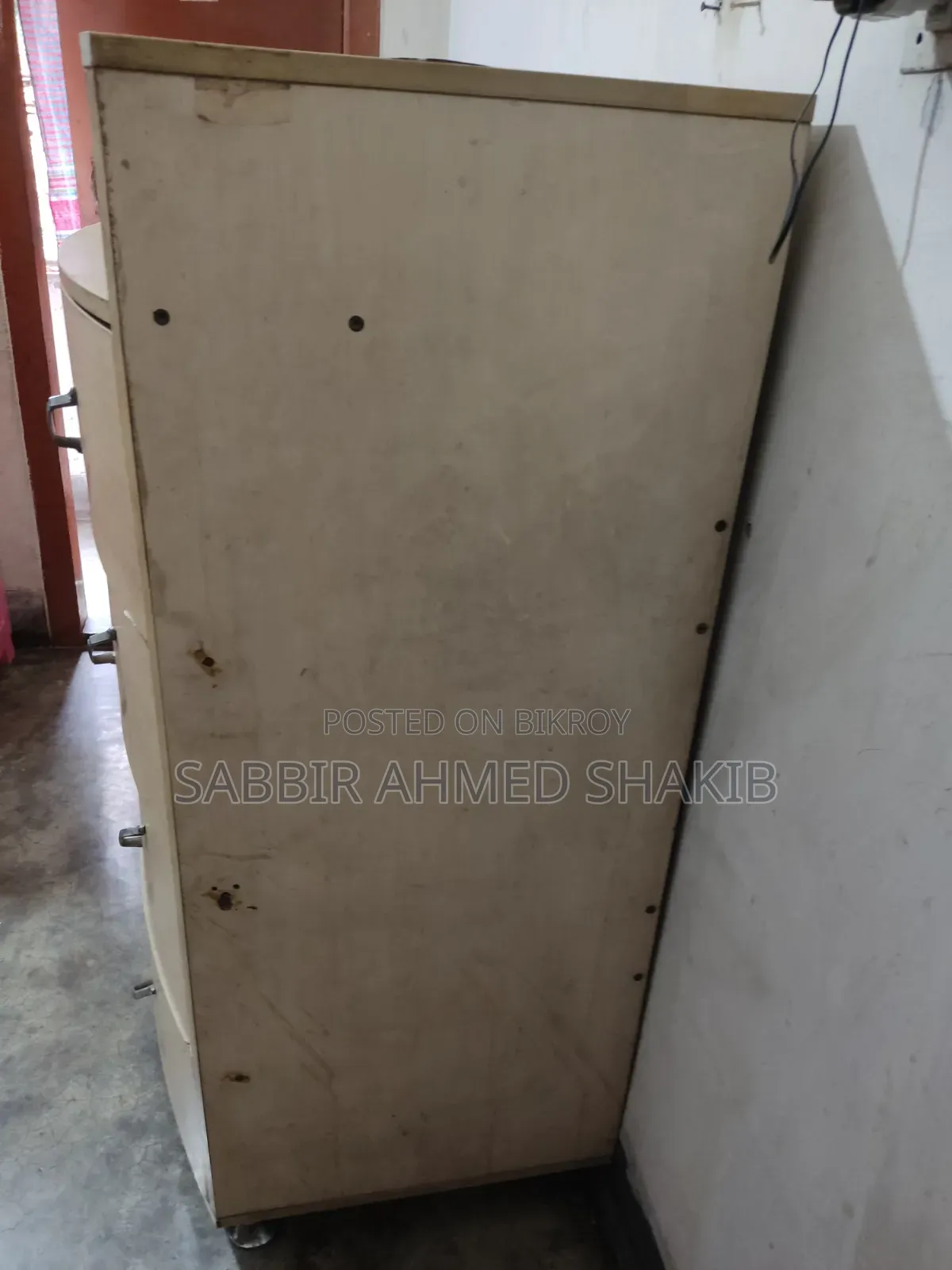 Used Wardrobe