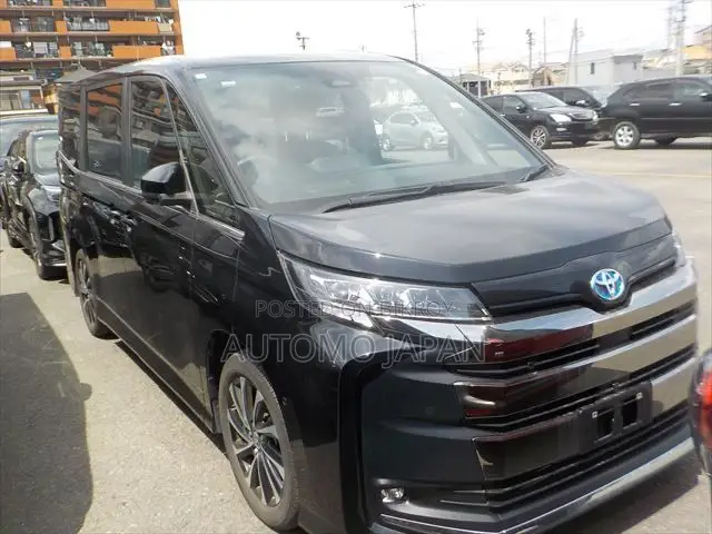 Toyota Noah 2023 Black