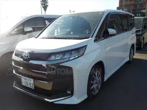 Toyota Noah 2023 Pearl