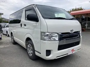 Toyota HiAce 2021 Pearl