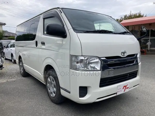 Toyota HiAce 2021 Pearl