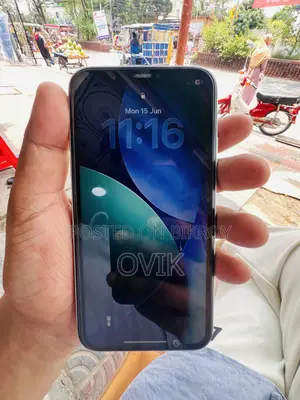 Apple iPhone 11 64 GB Green