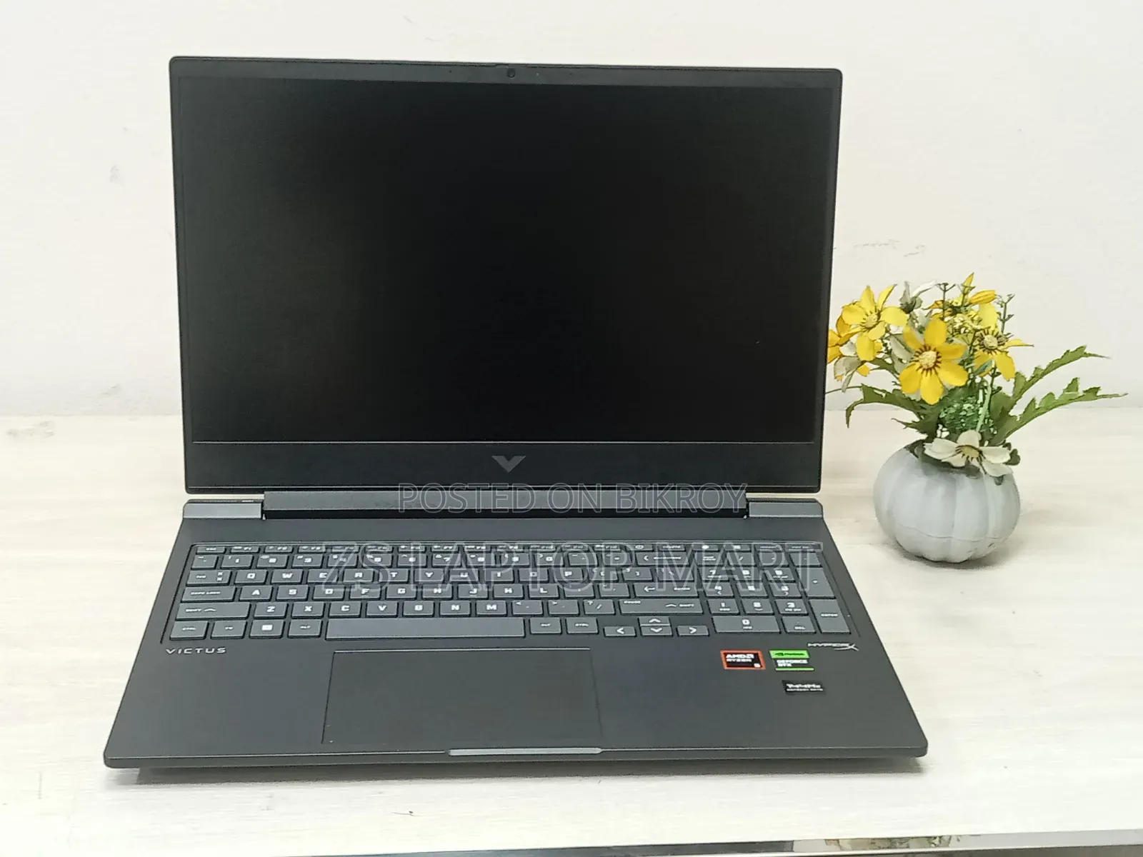 Laptop HP Victus 16 16GB AMD Ryzen 5 SSD 512GB