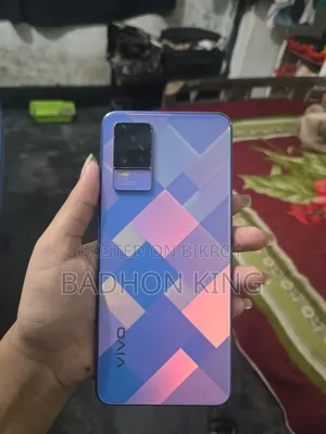 Vivo V21e 128 GB Blue