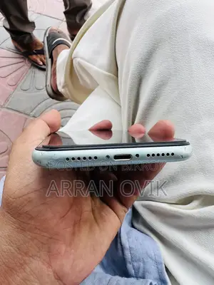 অ্যাপল আইফোন ১১ ৬৪ জিবি গ্রিন