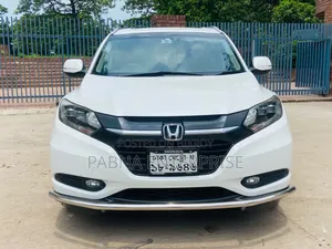 হোন্ডা ভেজেল ২০১৫ সাদা